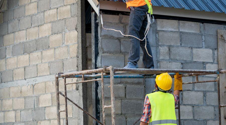 Expert flood damage restoration services in Blaine, KY